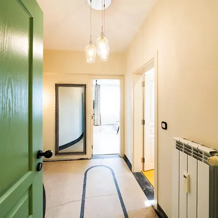 Heart Of The Center, 2bedroom View Lux Apartment