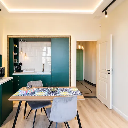 Heart Of The Center, 2bedroom View Lux Apartment *
